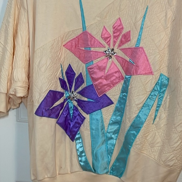 90s Vintage Appliquéd Top, Rafael, peach, purple, pink, satin flowers, 1X - Picture 2 of 4